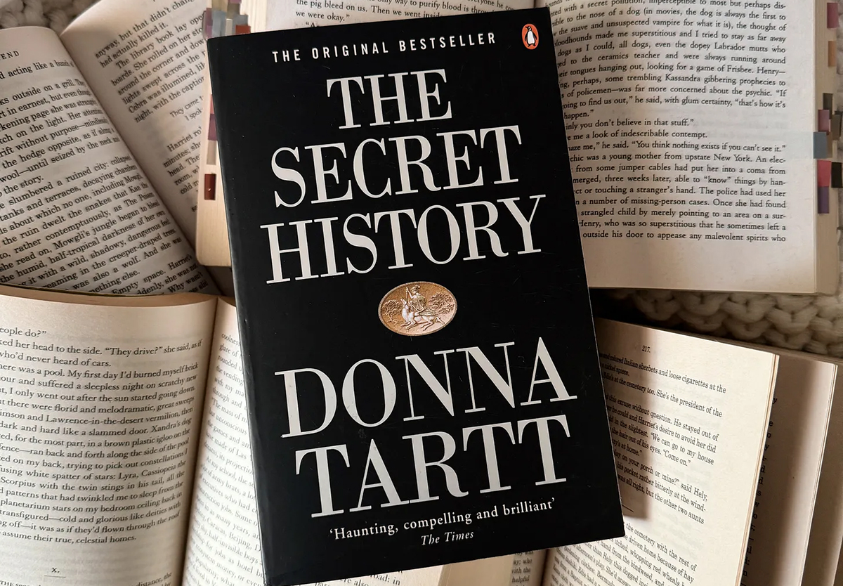 Image of the Secret History book cover