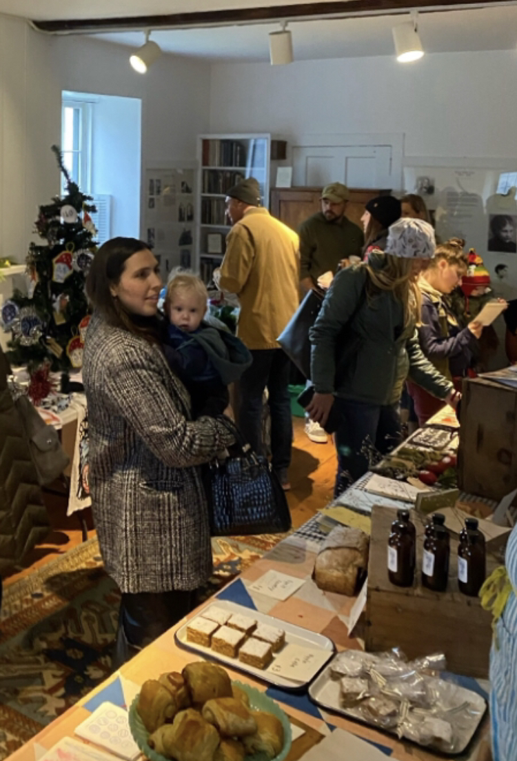 holiday market