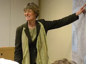 AllisonStranger_900x450