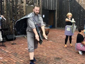 Neveruses Runway Report: Reception and Performance 