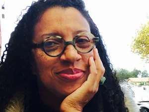 robin coste lewis headshot 