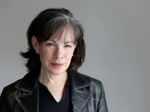 Image of Claudia Rowe