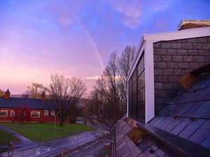 Image of rainbow from Commons