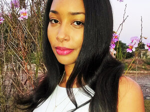 Safiya Sinclair Wins Boston Review 2015 Poetry Contest
