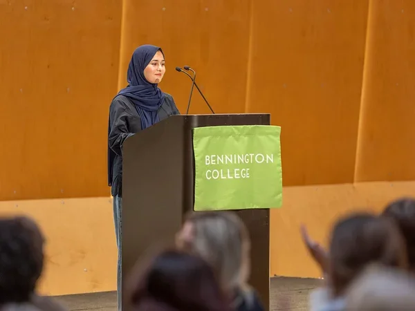 Maryam Saeedi '28 at podium