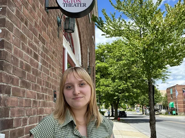 Lauren Hunter-Venables in front of Bennington Theater