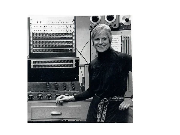 Pril Smiley ’65