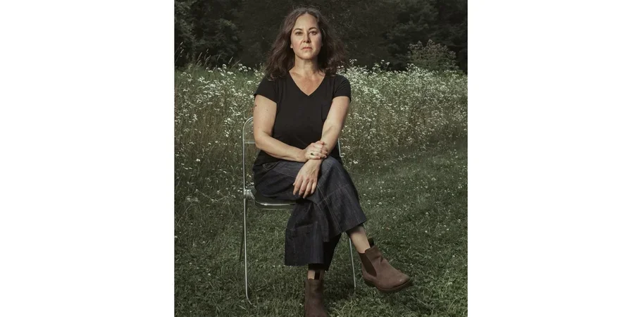 Image of Lisa Olstein