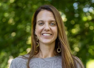 Carly Rudzinski, Registrar