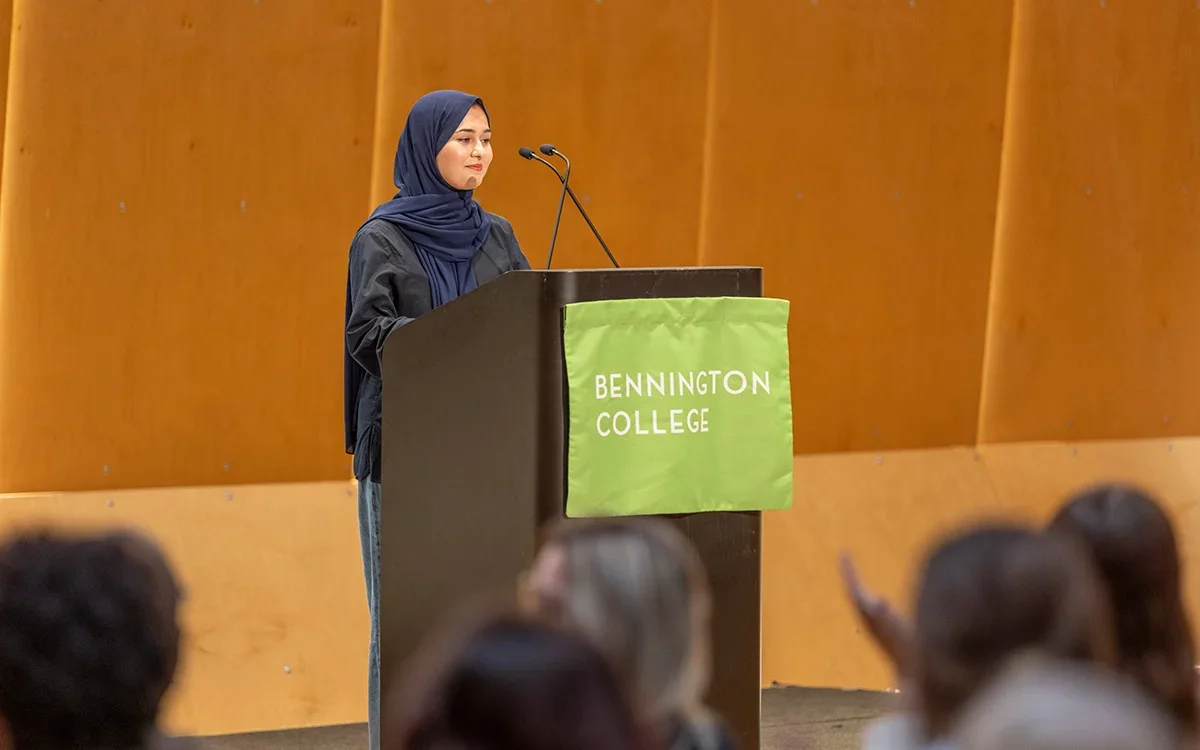 Maryam Saeedi '28 at podium