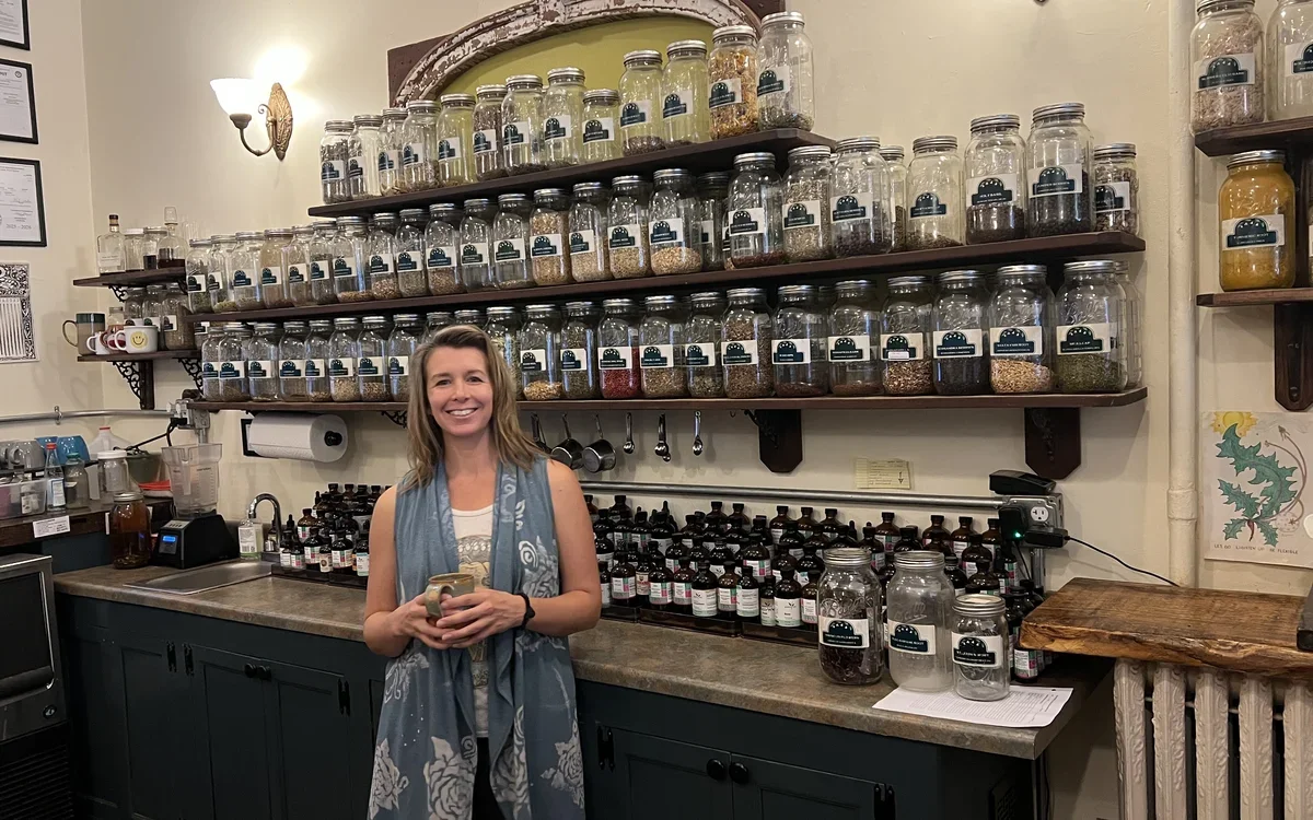 Image of Ashley Davis