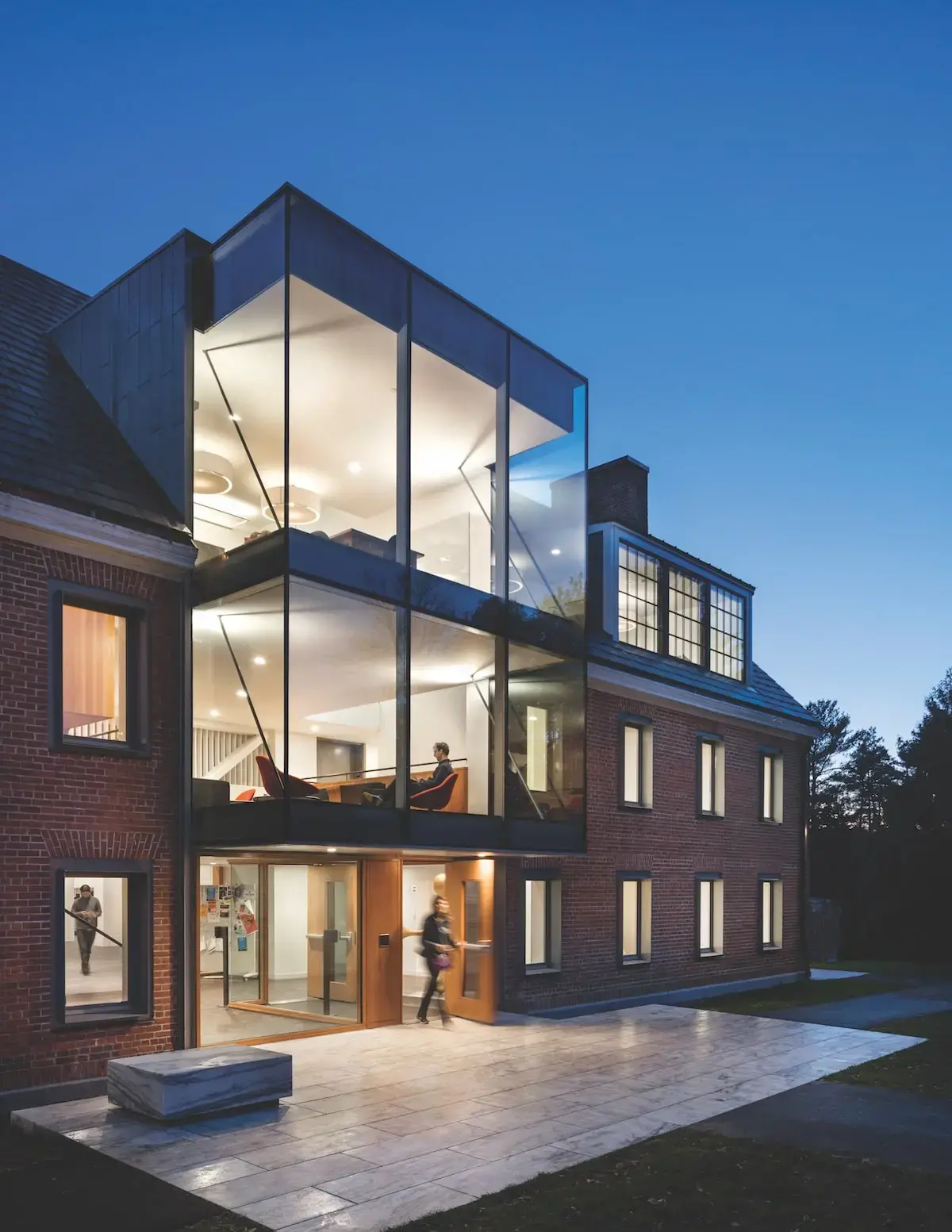 commons north view at night