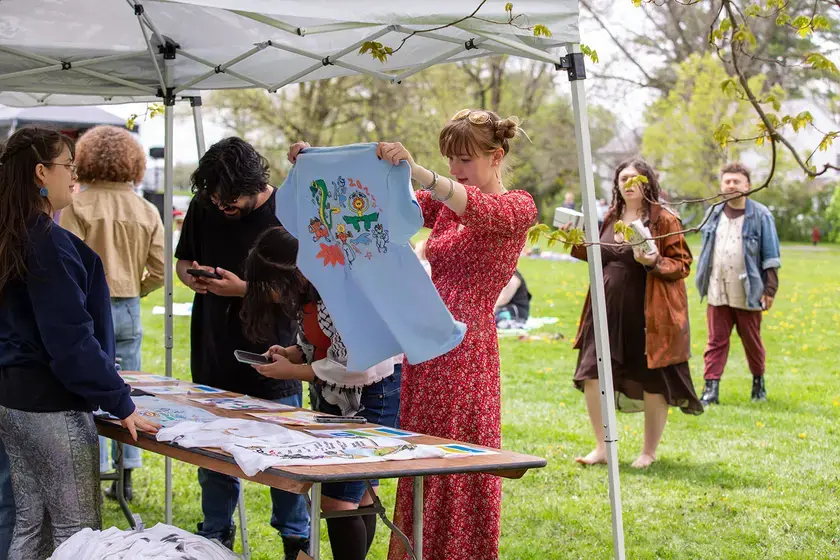 Student shops for a t-shirt