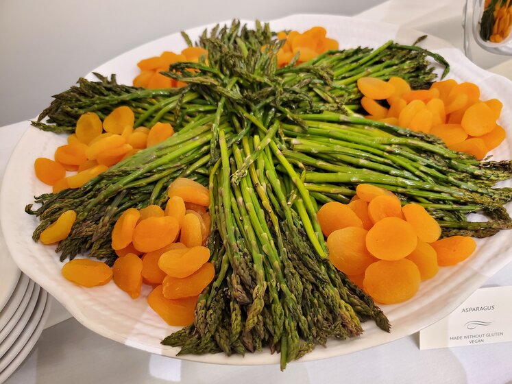 Image of dates and asparagus