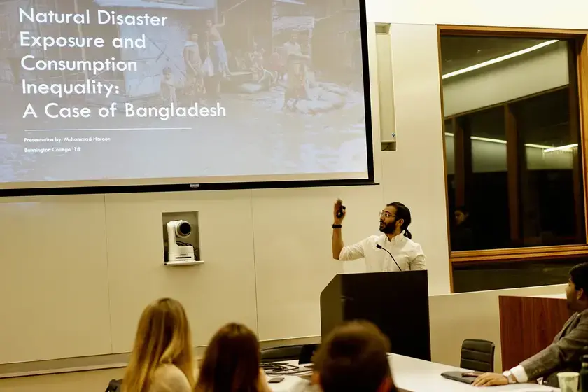 muhammad haroon gives SCT senior presentation