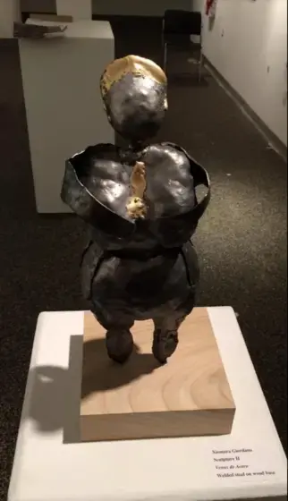 Image of sculpture of woman